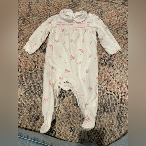 The White Company Peter Pan Collared 3-6 month Onesie - Picture 4 of 5